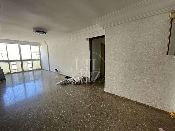 Foto 2 de Piso en venta en S'Eixample - Can Misses de 4 habitaciones con ascensor