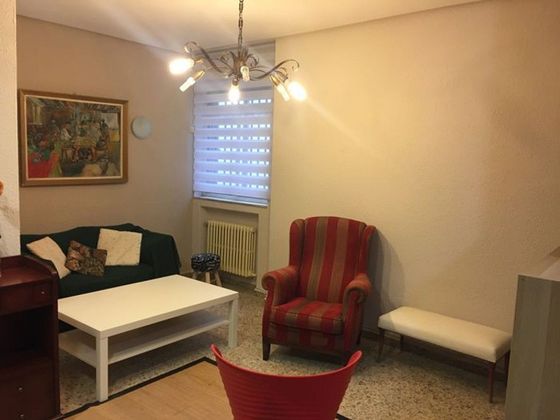 Foto 2 de Alquiler de piso en Canalejas - Gran Vía de 4 habitaciones con muebles y calefacción