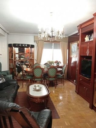 Foto 1 de Pis en venda a Canalejas - Gran Vía de 4 habitacions amb garatge i calefacció