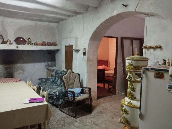 Foto 1 de Casa adossada en venda a calle El Derramador de 3 habitacions amb garatge