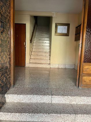 Foto 1 de Venta de piso en calle De Murcia de 4 habitaciones con terraza y calefacción