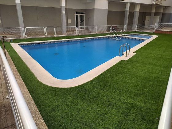 Foto 2 de Àtic en venda a calle Virgen del Puig de 4 habitacions amb terrassa i piscina