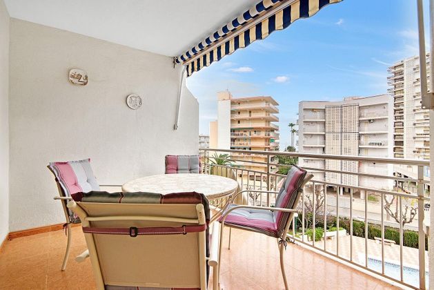 Foto 2 de Alquiler de piso en calle De Formentera de 3 habitaciones con terraza y piscina
