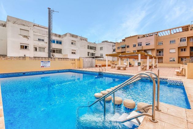 Foto 1 de Pis en lloguer a calle L'era de Bou de 2 habitacions amb terrassa i piscina
