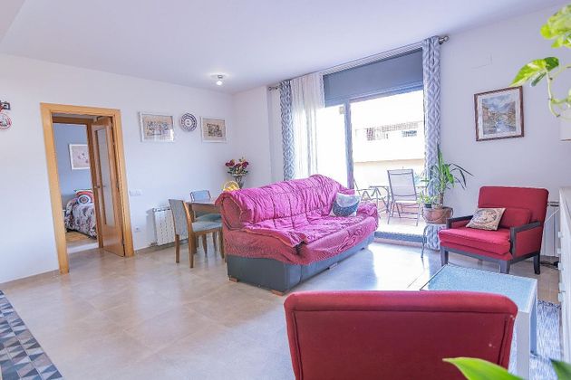 Foto 2 de Venta de piso en Les Arenes - La Grípia  Can Montllor de 1 habitación con terraza y balcón