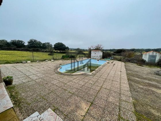 Foto 1 de Casa en venda a Torrequemada de 1 habitació amb piscina i jardí