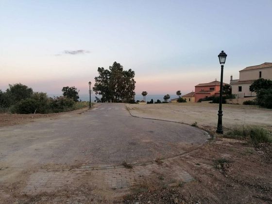 Foto 2 de Venta de terreno en Torreguadiaro-San Diego de 500 m²