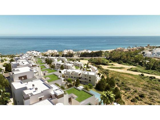 Foto 2 de Pis en venda a Estepona Oeste - Valle Romano - Bahía Dorada de 2 habitacions amb terrassa i piscina