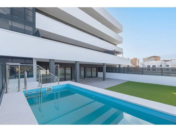 Foto 1 de Àtic en venda a Zona Norte de 3 habitacions amb terrassa i piscina