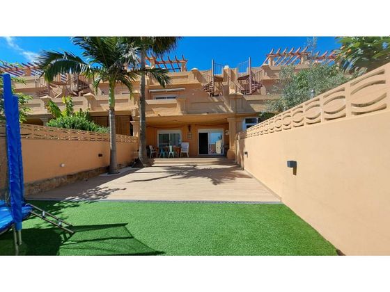 Foto 1 de Casa en venda a Estepona Oeste - Valle Romano - Bahía Dorada de 3 habitacions amb terrassa i piscina
