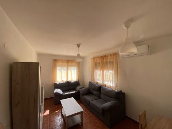 Foto 2 de Alquiler de piso en Pepino de 2 habitaciones con muebles y aire acondicionado