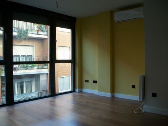 Foto 2 de Venta de piso en Tres Olivos - La Piedad de 1 habitación con aire acondicionado y calefacción