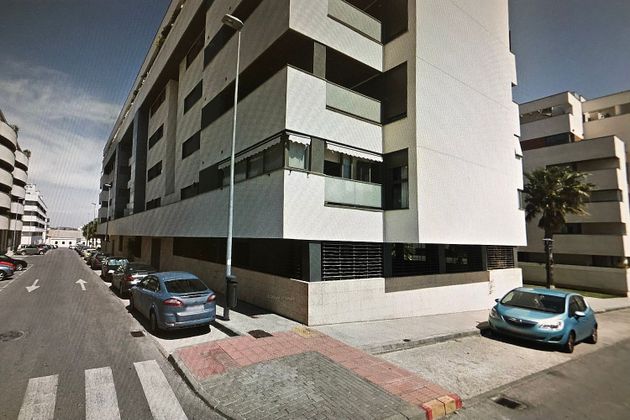 Foto 1 de Venta de piso en Centro - Puerto de Santa María (El) de 1 habitación con terraza y piscina