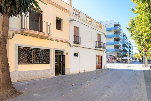 Foto 1 de Casa adossada en venda a Barri del Mar - Ribes Roges de 5 habitacions amb terrassa i aire acondicionat