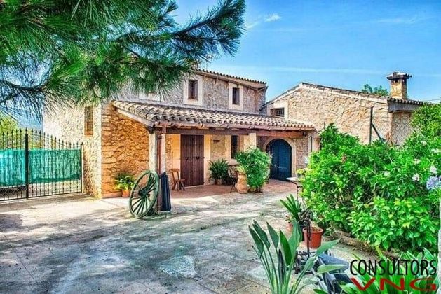 Foto 1 de Venta de casa en Sant Llorenç des Cardassar de 5 habitaciones con terraza y piscina