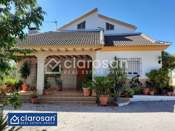 Foto 2 de Casa rural en venda a Puerto de la Torre - Atabal de 6 habitacions amb terrassa i jardí