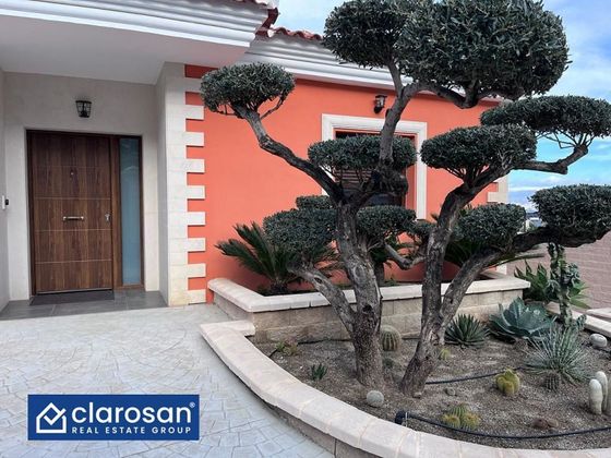 Foto 2 de Xalet en venda a Manantiales - Lagar - Cortijo de 5 habitacions amb terrassa i piscina