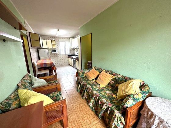 Foto 2 de Piso en venta en Arnuero de 4 habitaciones con terraza