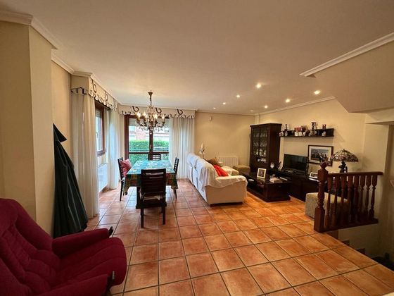 Foto 2 de Casa en venda a Arnuero de 4 habitacions amb terrassa i garatge