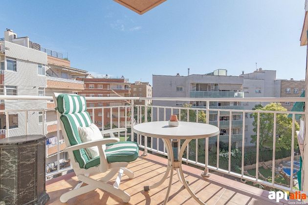 Foto 1 de Pis en venda a calle De Barcelona de 1 habitació amb terrassa i piscina