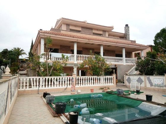 Foto 1 de Casa en venda a Calafell Parc - Mas Romeu de 6 habitacions amb terrassa i piscina