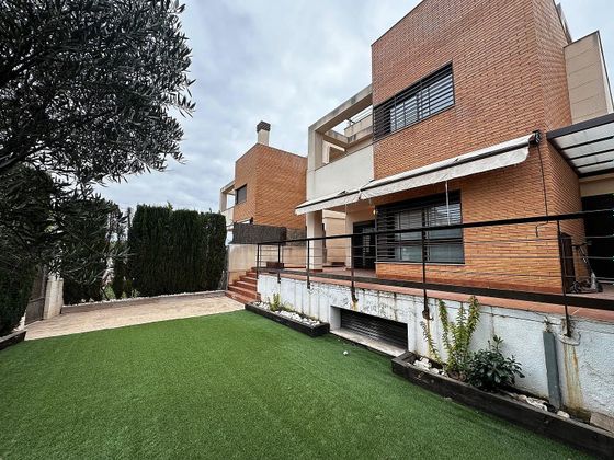 Foto 1 de Casa en lloguer a Almajada-Ravel de 5 habitacions amb terrassa i piscina