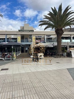 Foto 2 de Venta de local en Los Cristianos - Playa de las Américas con terraza
