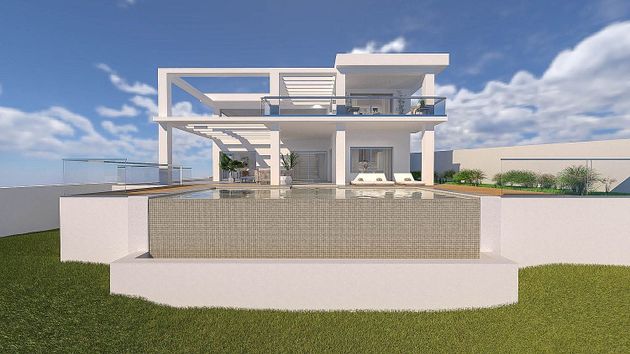 Foto 1 de Venta de chalet en urbanización Punta Chullera de 6 habitaciones con terraza y piscina