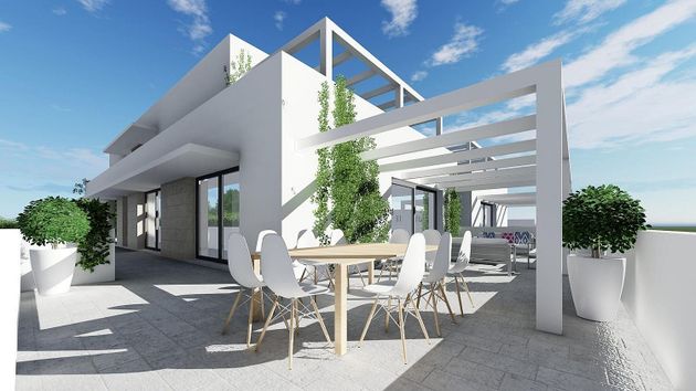 Foto 1 de Àtic en venda a Puerto de Sotogrande-La Marina de 3 habitacions amb terrassa i piscina