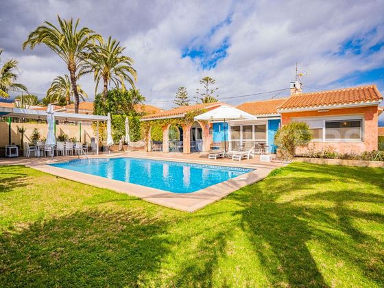 Foto 2 de Xalet en venda a Pueblo Levante de 5 habitacions amb terrassa i piscina
