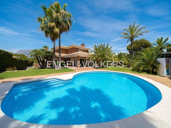 Foto 2 de Xalet en venda a Rincón de Loix de 7 habitacions amb terrassa i piscina