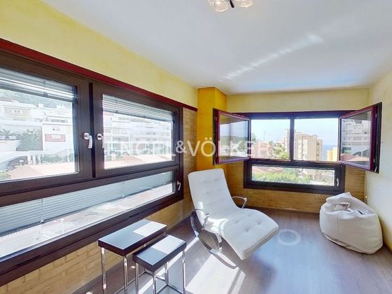 Foto 1 de Piso en venta en calle Cornellana de 2 habitaciones con terraza y piscina