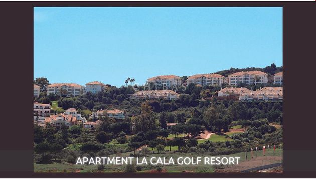 Foto 1 de Àtic en venda a Calahonda de 3 habitacions amb terrassa i piscina