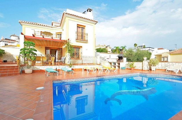 Foto 2 de Chalet en venta en Almijara - Capistrano - Cueva de Nerja de 7 habitaciones con terraza y piscina