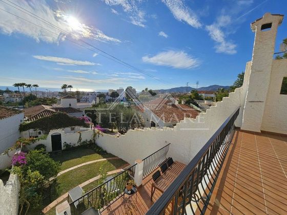 Foto 1 de Casa adossada en venda a calle Los Algarrobos de 2 habitacions amb terrassa i piscina