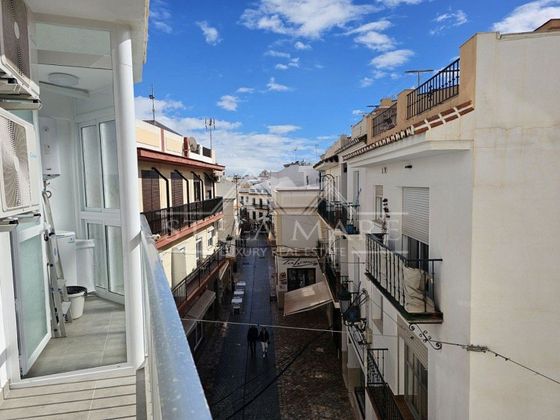 Foto 2 de Piso en venta en Centro - Nerja de 2 habitaciones con balcón y aire acondicionado