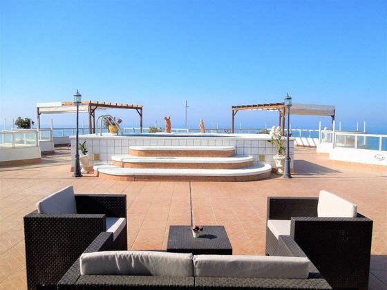 Foto 1 de Ático en venta en Centro Internacional de 3 habitaciones con terraza y piscina