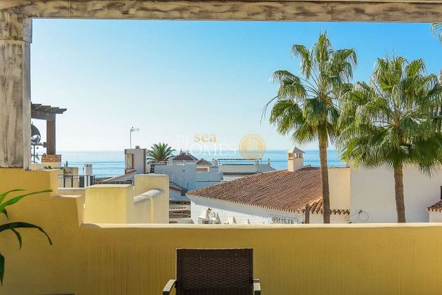 Foto 1 de Casa adossada en venda a Nueva Nerja - Burriana de 4 habitacions amb terrassa i piscina