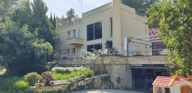 Foto 1 de Venta de casa en Pedreguer de 3 habitaciones con terraza y piscina