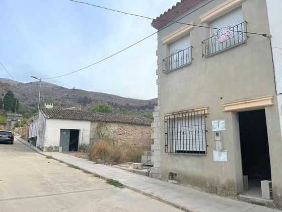 Foto 1 de Casa en venda a Vall de Ebo de 3 habitacions amb terrassa