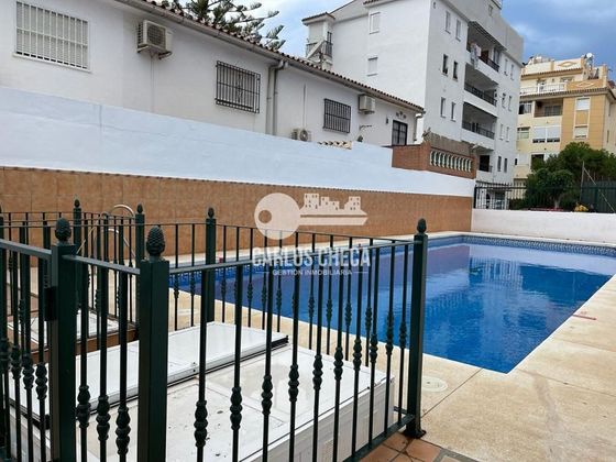 Foto 2 de Venta de piso en Caleta de Vélez de 1 habitación con piscina y ascensor