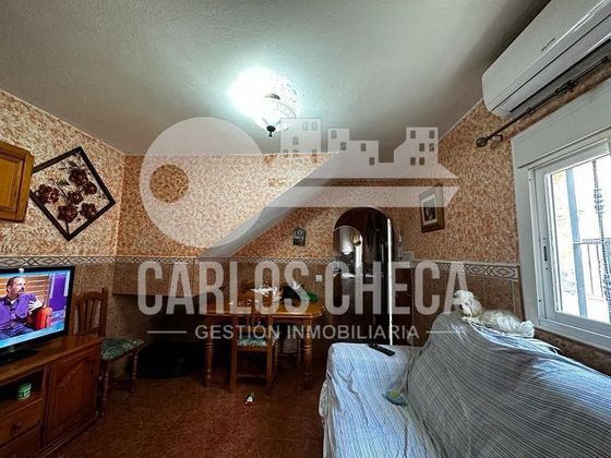 Foto 2 de Casa adossada en venda a calle Centro Histórico de 2 habitacions amb aire acondicionat