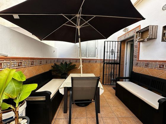 Foto 2 de Pis en venda a calle Doctor Laureano Casquero de 3 habitacions amb terrassa i aire acondicionat