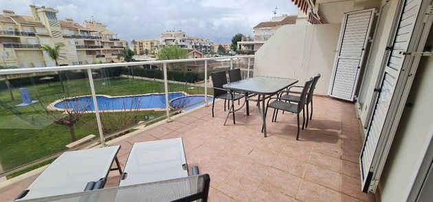 Foto 1 de Pis en lloguer a Les Marines/Las Marinas de 2 habitacions amb terrassa i piscina
