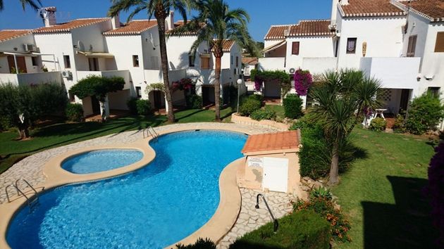 Foto 1 de Alquiler de dúplex en El Montgó de 2 habitaciones con terraza y piscina