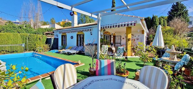 Foto 1 de Venta de chalet en Viñuela de 2 habitaciones con terraza y piscina