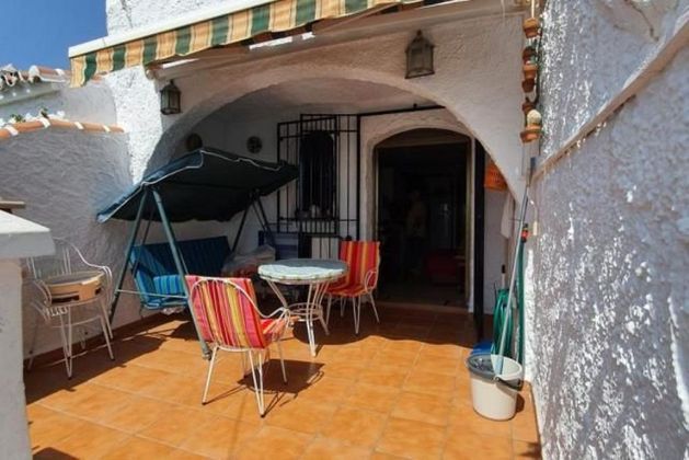 Foto 2 de Casa en venta en Nueva Nerja - Burriana de 2 habitaciones con terraza y piscina
