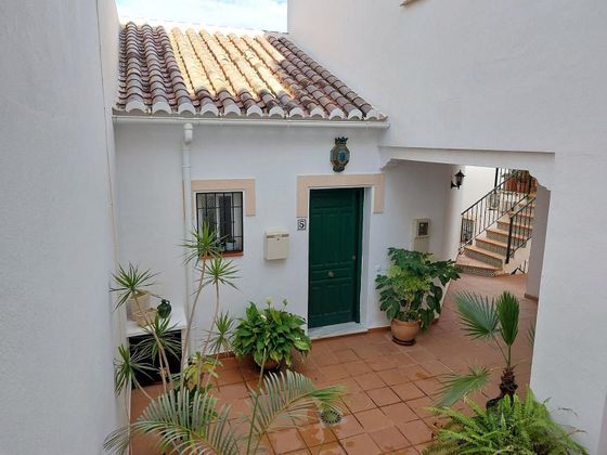 Foto 2 de Casa en venta en Chaparil - Torrecilla de 2 habitaciones con terraza y piscina