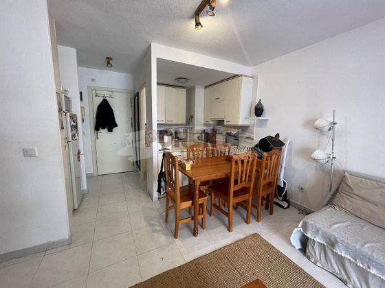 Foto 2 de Pis en venda a Cala Vedella - Cala Tarida - Cala Conta de 1 habitació amb terrassa i piscina