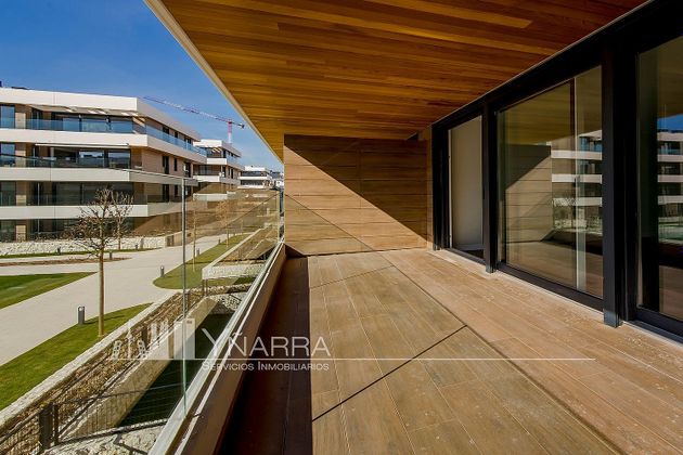 Foto 2 de Alquiler de piso en calle El Jardín de la Moraleja de 4 habitaciones con terraza y piscina